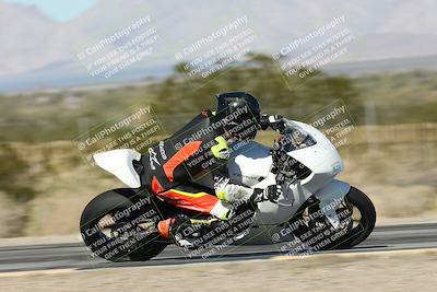 media/Dec-04-2025-Racers Edge (Thu) [[5ebc9f124d]]/3-B Group/5-Session 2 Turn 2 inside Speed Pans/